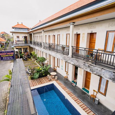 Guesthouse Cempaka Putih เซมินยัค ภายนอก รูปภาพ