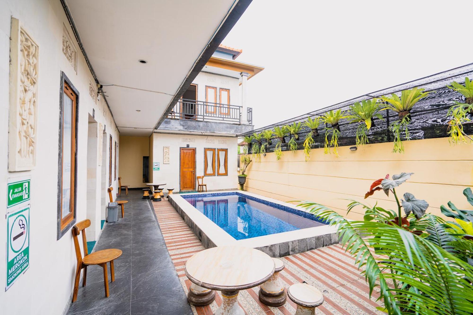 Guesthouse Cempaka Putih เซมินยัค ภายนอก รูปภาพ